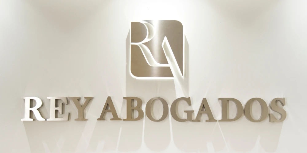 Logo Rey Abogados